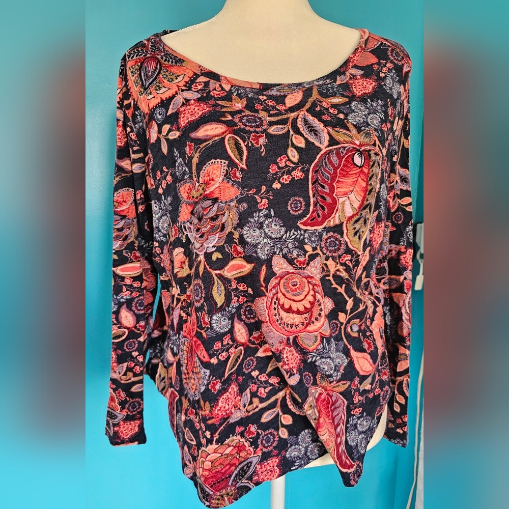 Loft Long Sleeve Paisley T